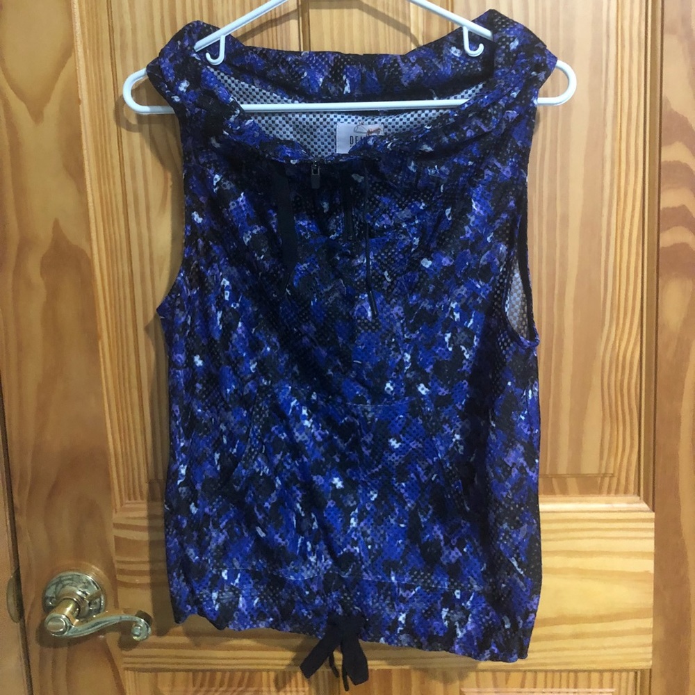 Tank top shirt